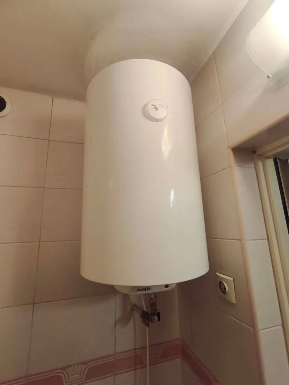 Bojler w łazience — montaż i podłączenie — DobryHydraulik Wrocław